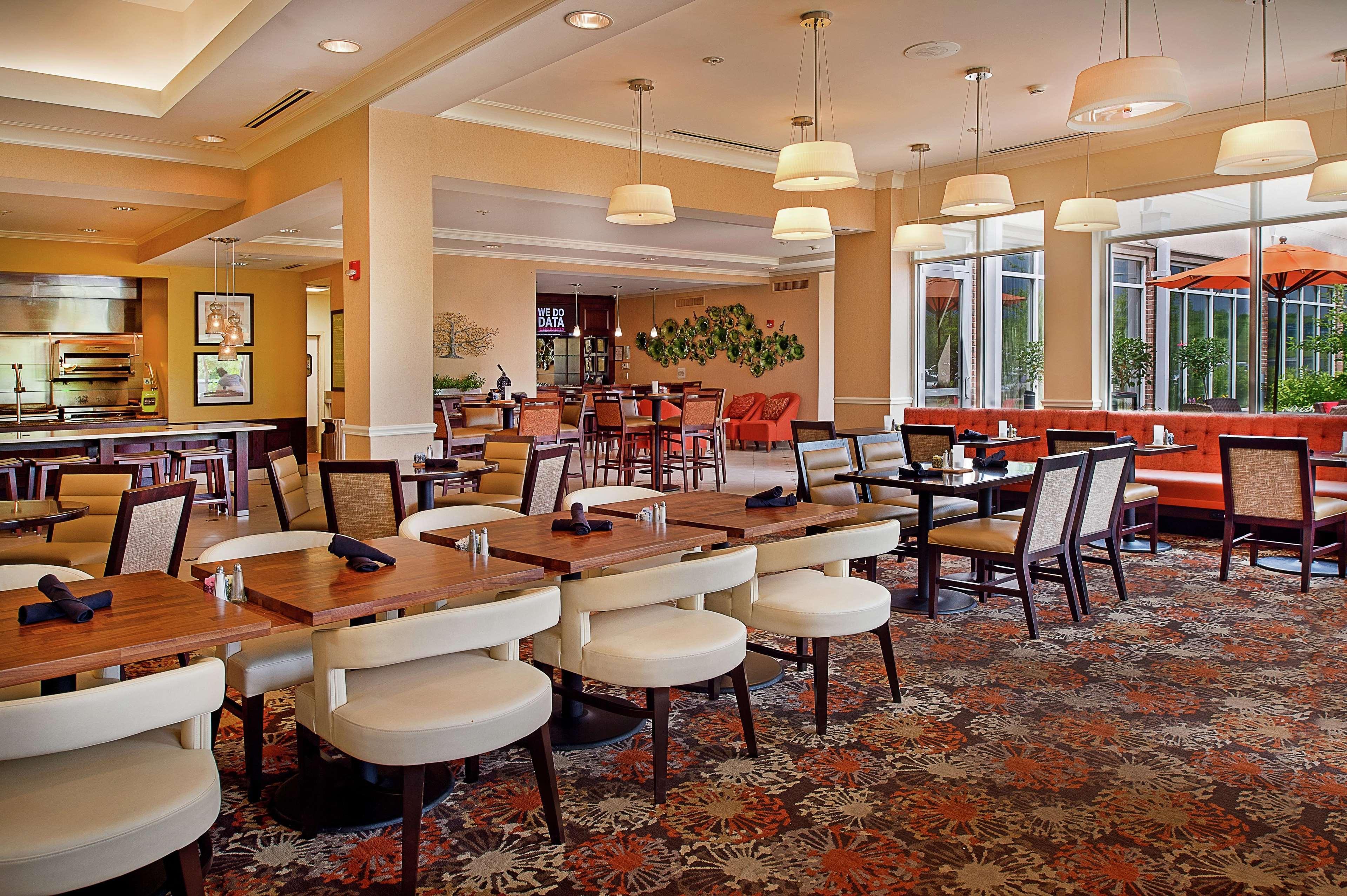 Berkeley Hilton Garden Inn St. Louis Airport מראה חיצוני תמונה