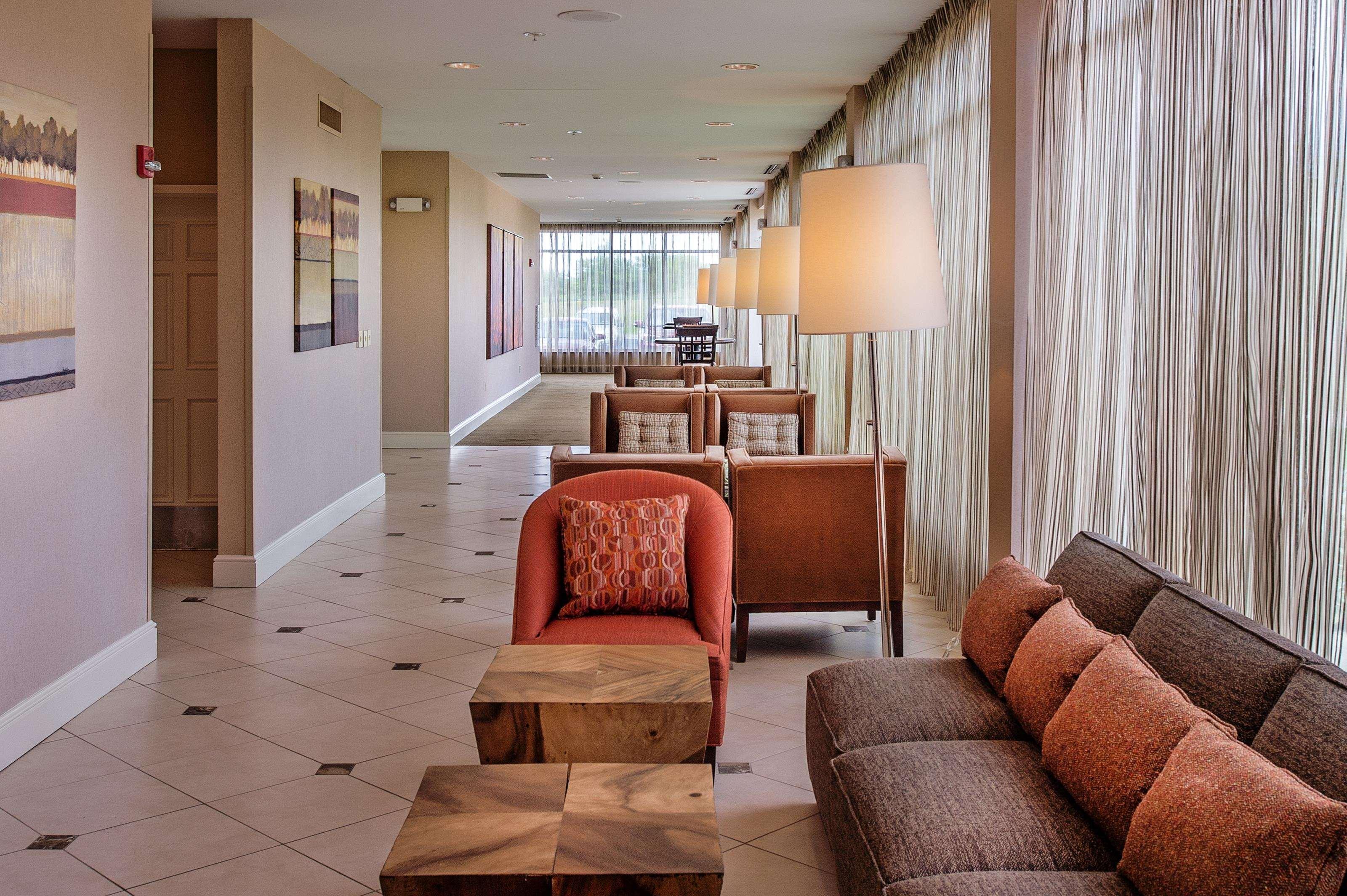 Berkeley Hilton Garden Inn St. Louis Airport מראה חיצוני תמונה