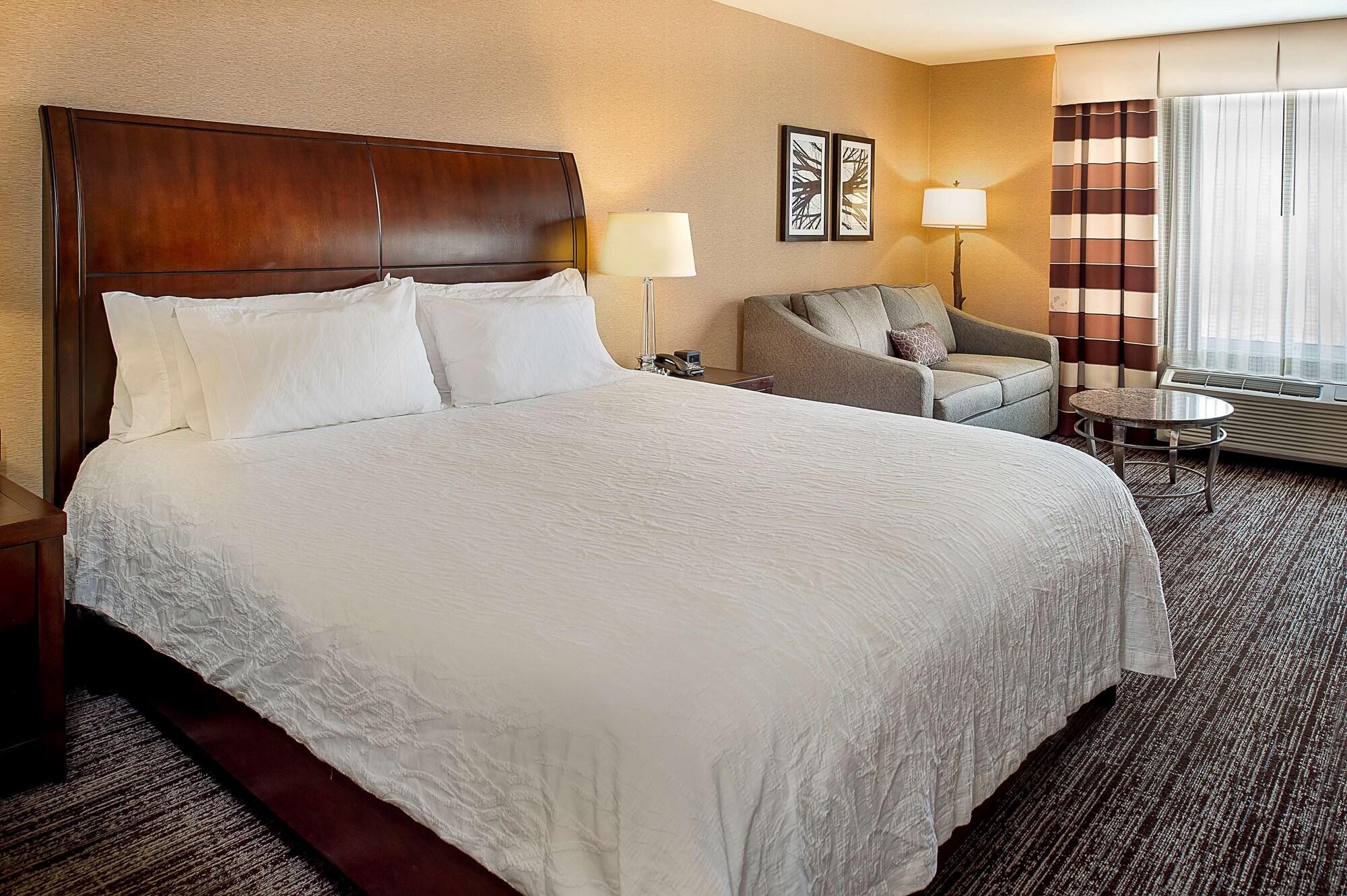 Berkeley Hilton Garden Inn St. Louis Airport מראה חיצוני תמונה